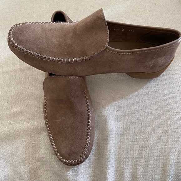 Salvatore Ferragamo Taupe Suede Loafers size 11.5 - Picture 8 of 13